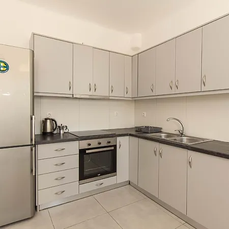 Hotel apartamentowy Lofos 4*
