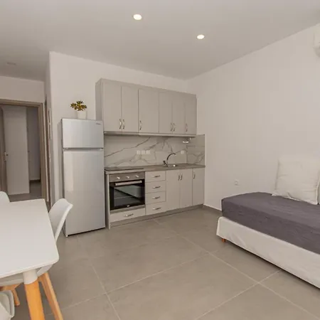 Appart hôtel Lofos Platis Yialos