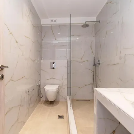 Hotel apartamentowy Lofos 4*