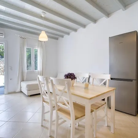 Lofos 4* Platis Yialos