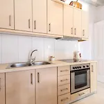 Lofos Aparthotel