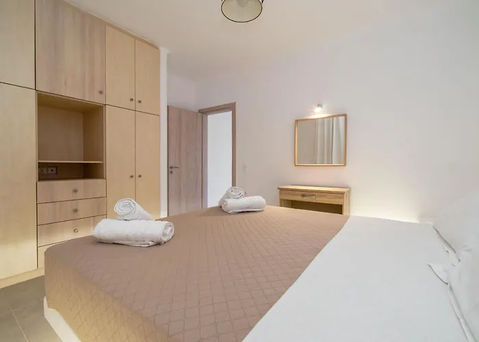 Apart Otel Lofos Platys Gialos (Mykonos)